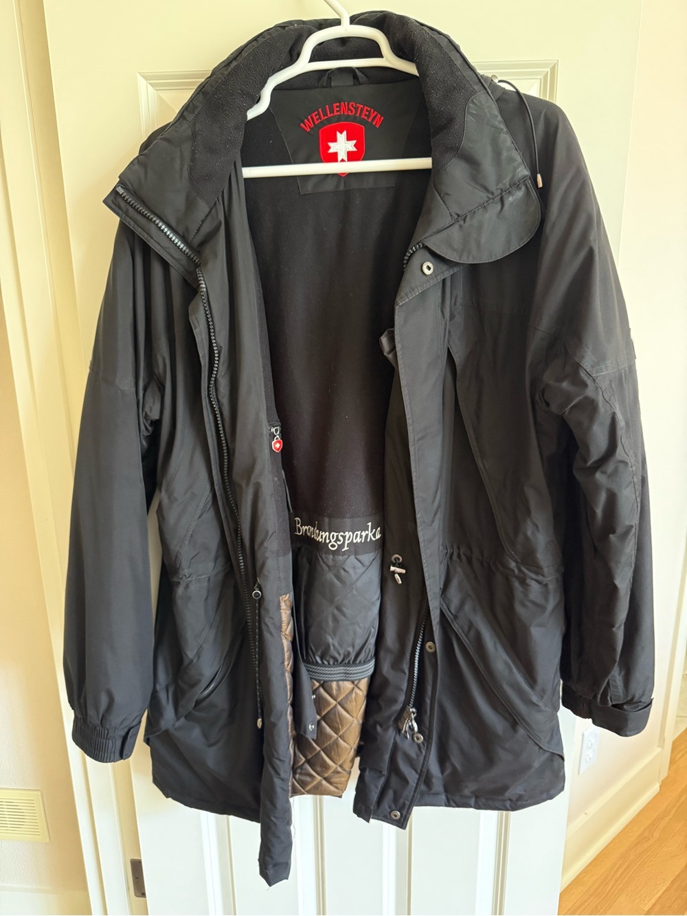 Wellensteyn Men’s Black Puffer Coat